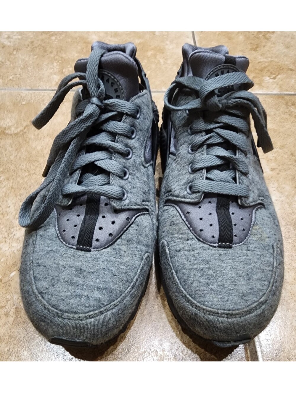 Nike Air Huarache Grey Athletic Sneakers US 8.5 EU 42